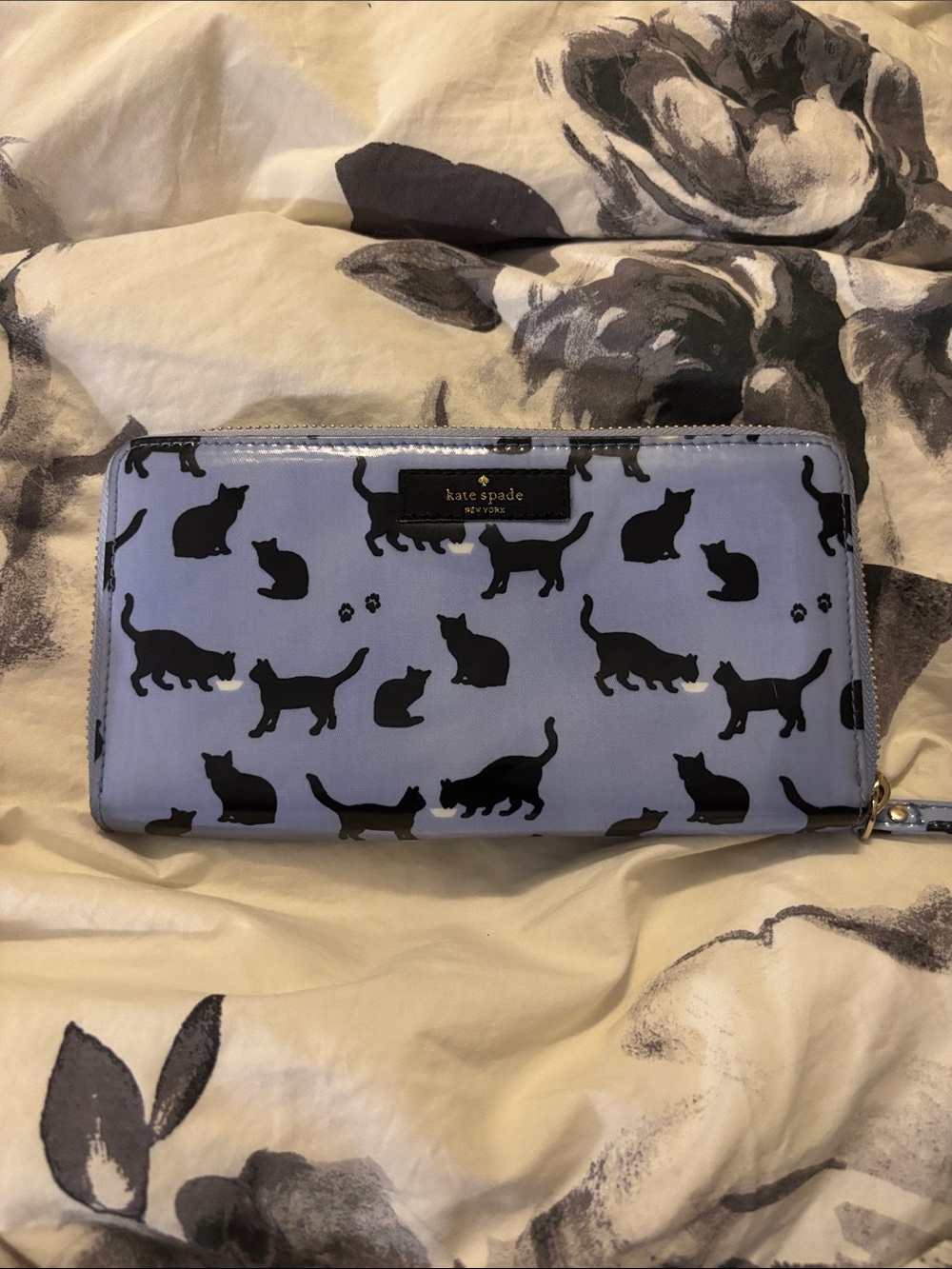 Rare kate spade Blue Cats & Cream Continental Wallet